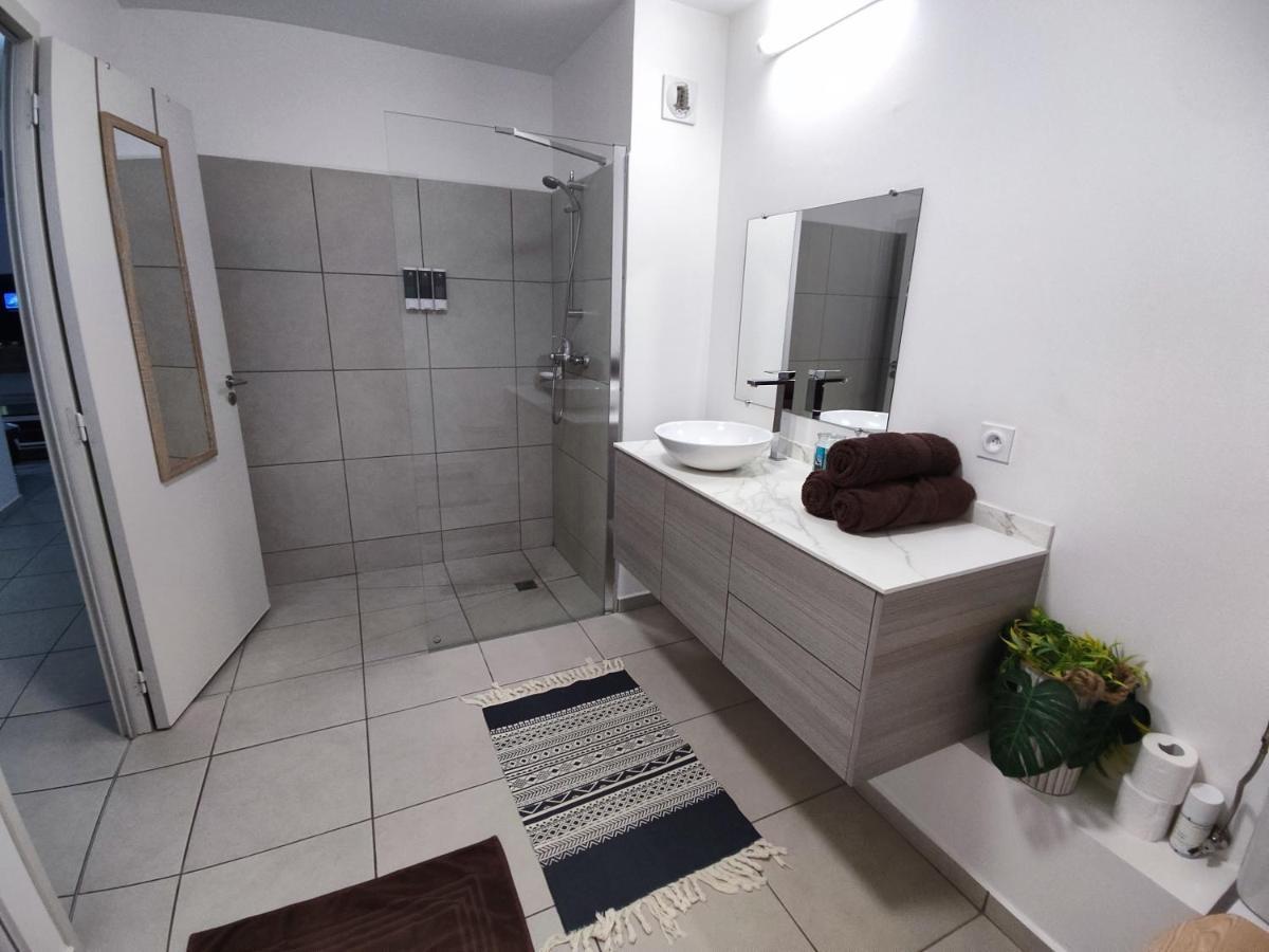 Elegant F3 A La Villa Stencer, Papeete, Calme Climatise Et Spacieux Papeete  Exterior photo